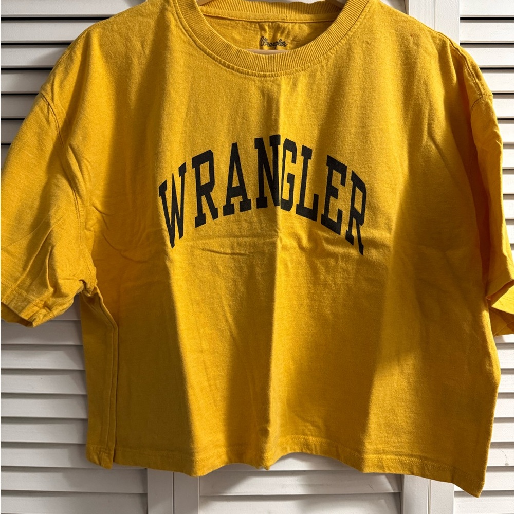 Wrangler Cropped Yellow T-Shirt